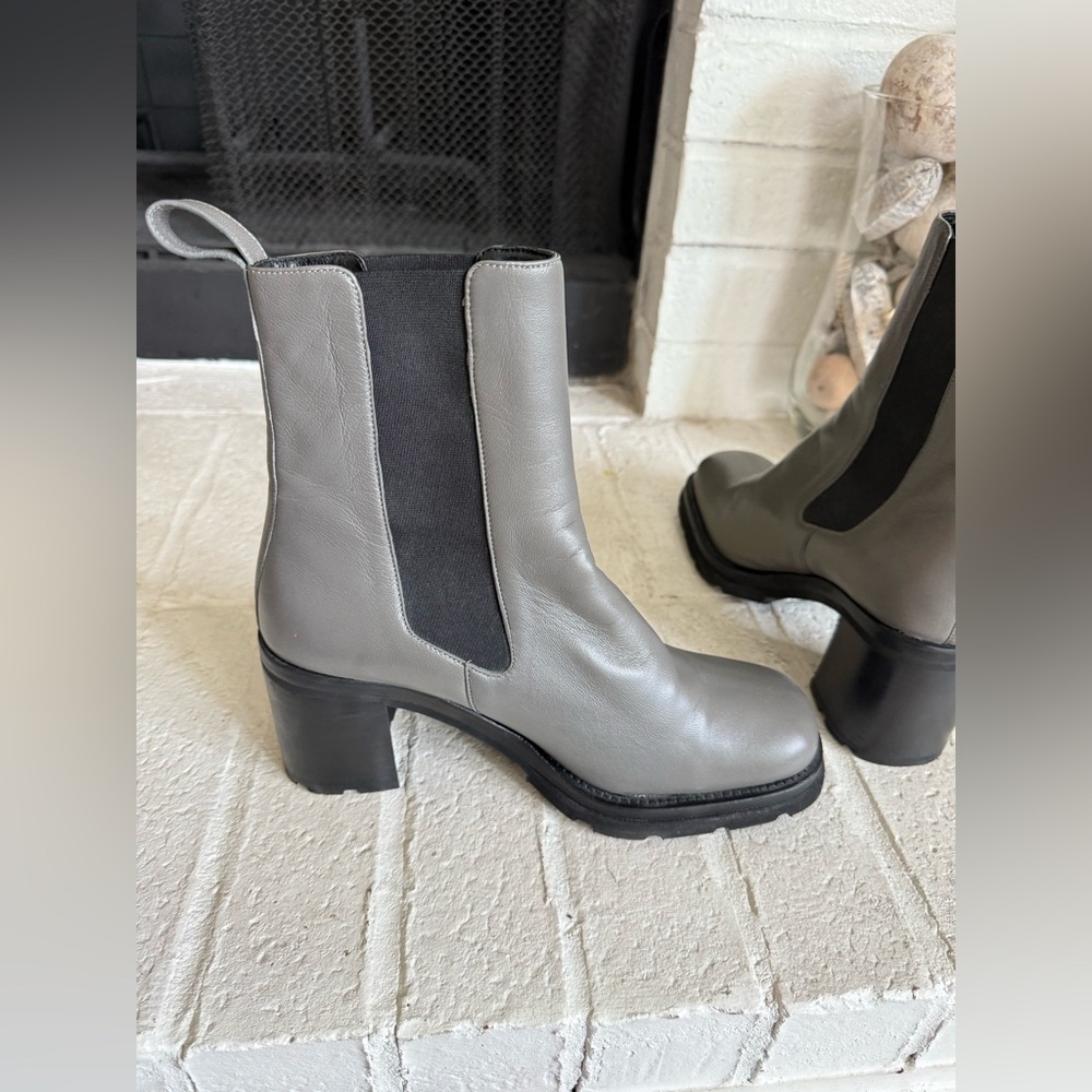 BY FAR Gray Leather Chelsea Boots 39 Chunky Heel Minimalist Luxury - Picture 4 of 12